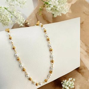 Pulseira bolinhas e pérolas